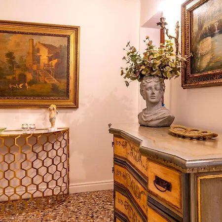 Ca' Degli Angeli *