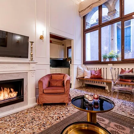 Ca' Degli Angeli Διαμέρισμα *